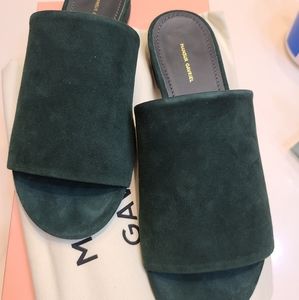 Mansur gavriel flats